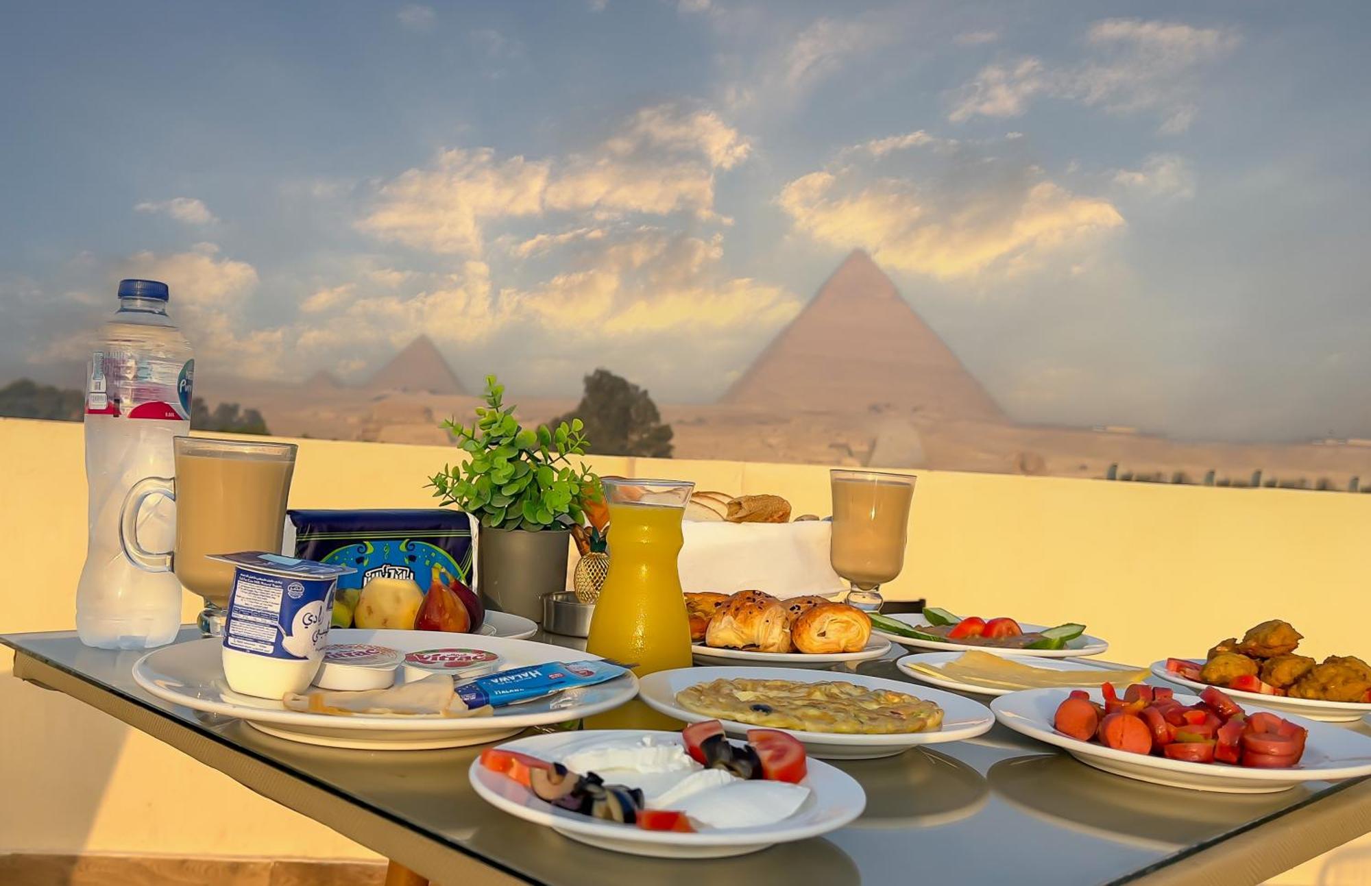 Giza Pyramids Inn Kafret el-Gabal Exteriör bild